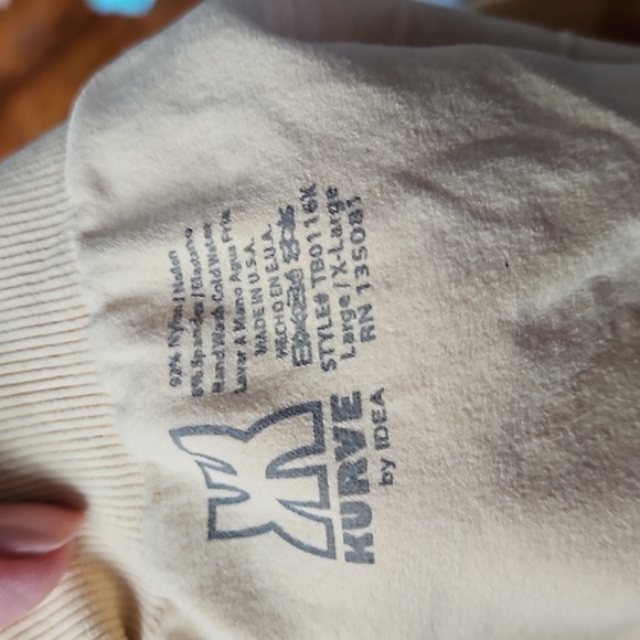 🌻 4 for $15🌻 large/xlarge strapless cami with shelf bra - Picture 2 of 3